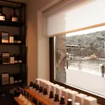 Ξενοδοχείο Laguna Coast Resort, Small Luxury Of The World