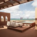 Ξενοδοχείο Laguna Coast Resort, Small Luxury Of The World
