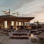 Ξενοδοχείο Laguna Coast Resort, Small Luxury Of The World 5*