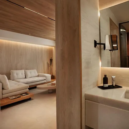 Ξενοδοχείο Laguna Coast Resort, Small Luxury Of The World 5*